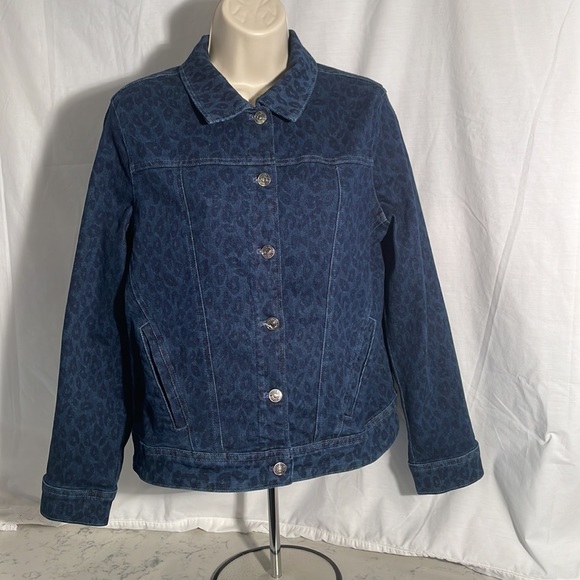 Donated - Picture 3 of 8